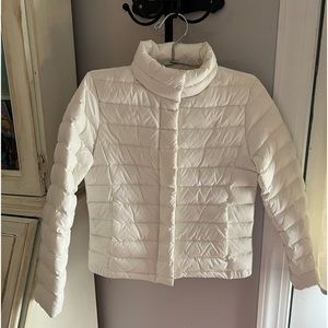 White Ralph Lauren light down jacket in a kid’s M (8-10)